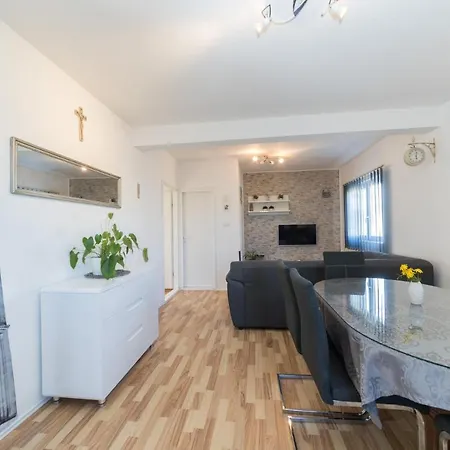 Apartment David Bibinje