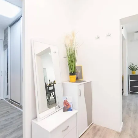 David Apartment Bibinje